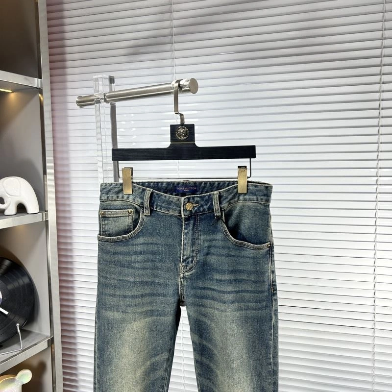Attractive Louis Vuitton Jeans 135997