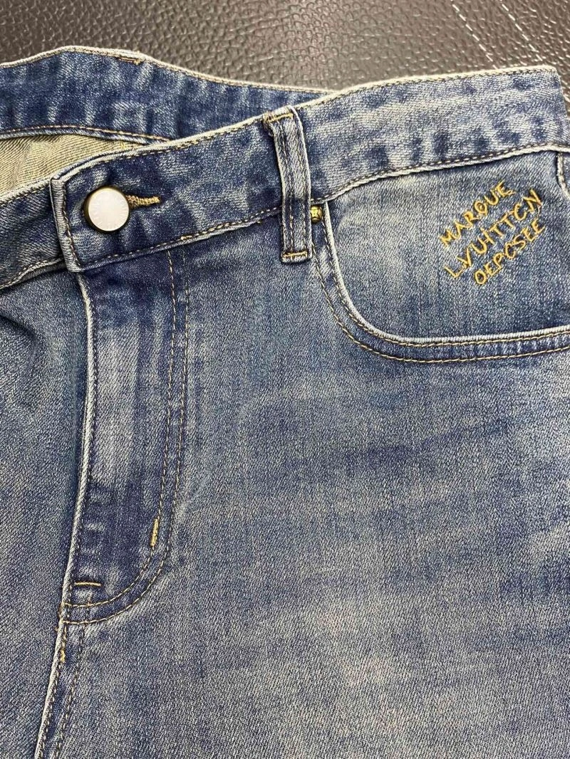Fashionable Louis Vuitton Jeans 135994