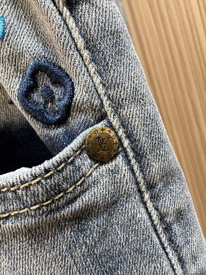 Neat Louis Vuitton Jeans 135991
