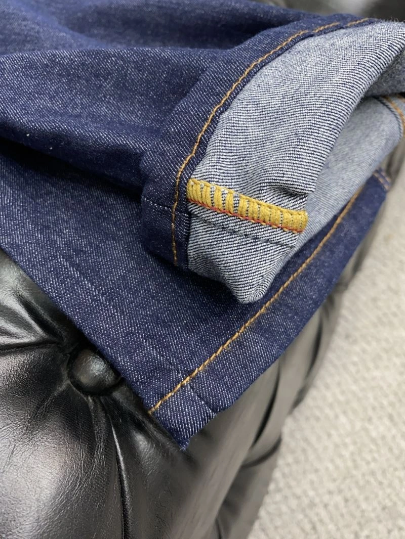Chic Louis Vuitton Jeans 136039