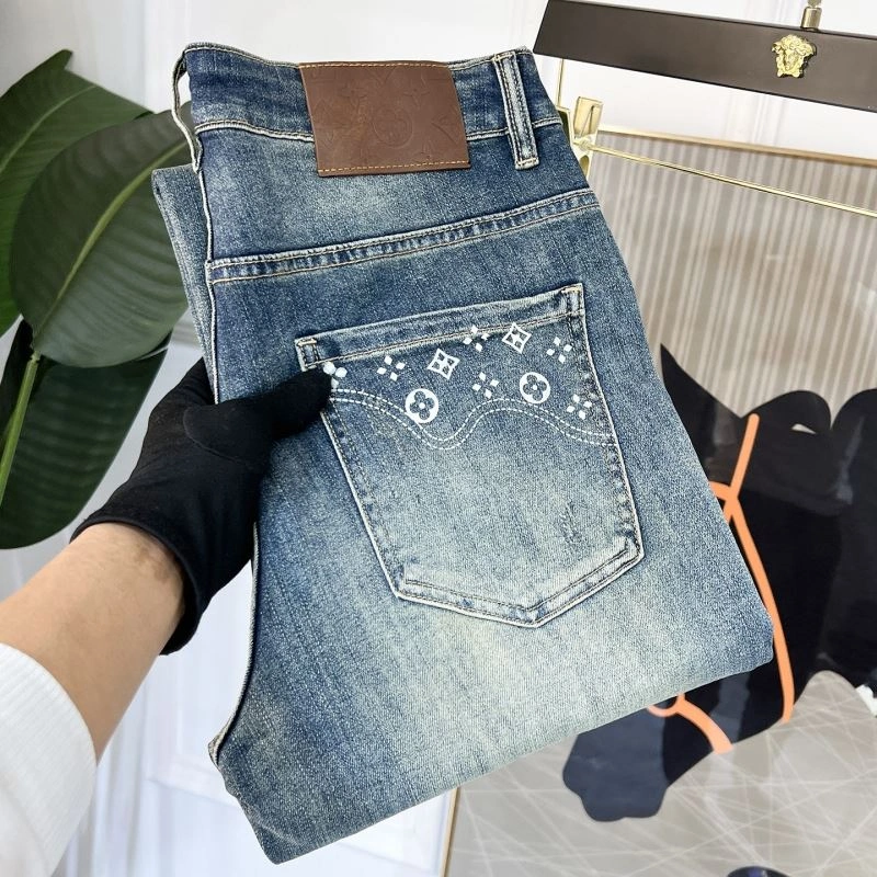 Louis Vuitton Jeans SportInspired 135970