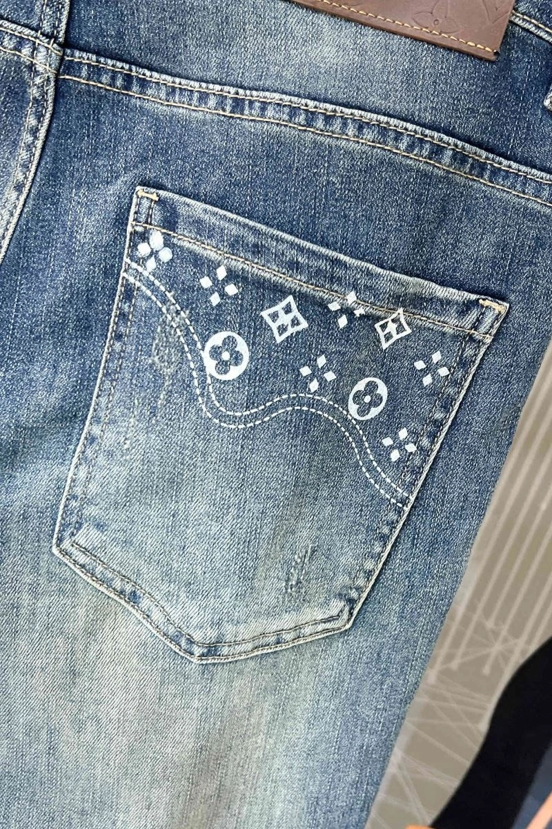 Louis Vuitton Jeans SportInspired 135970