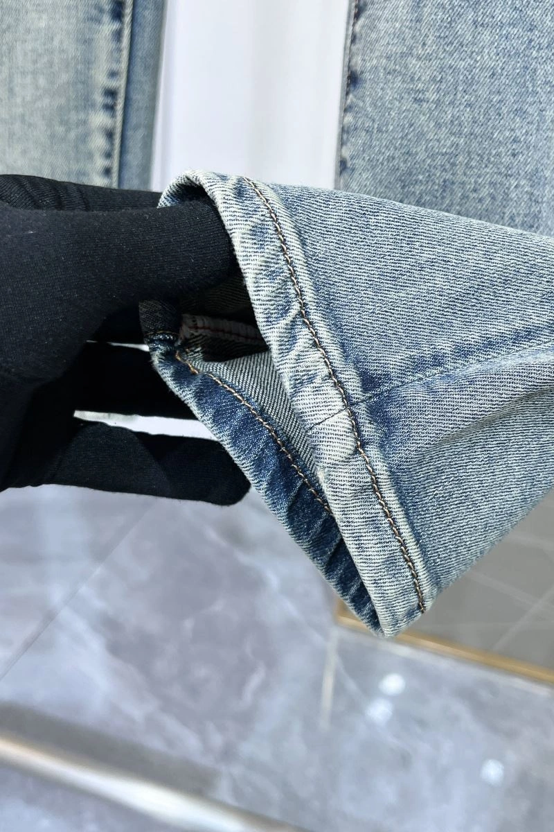 RelaxedFit Louis Vuitton Jeans 135973