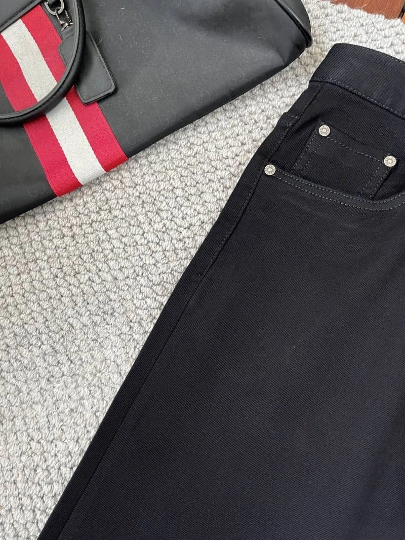Louis Vuitton Jeans OnTrend 135961