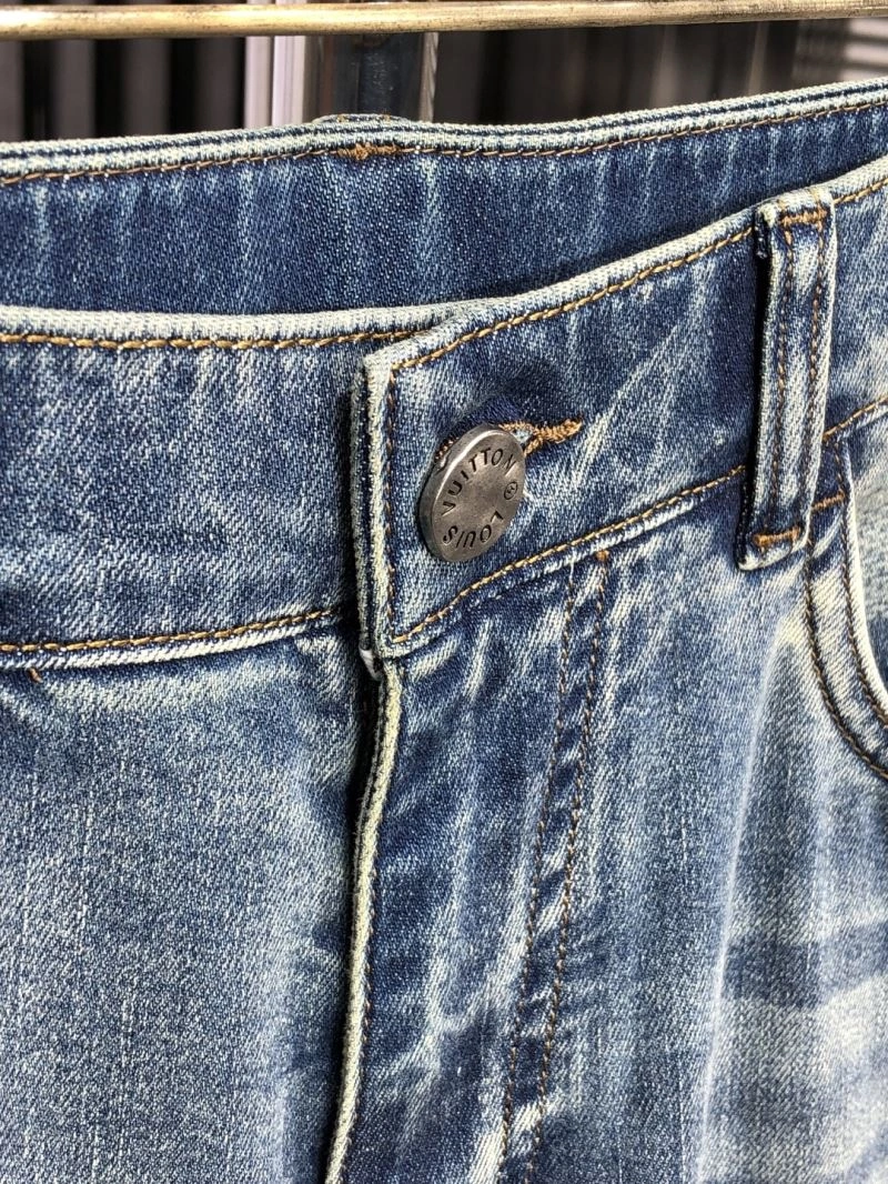Stylish Louis Vuitton Jeans 135959