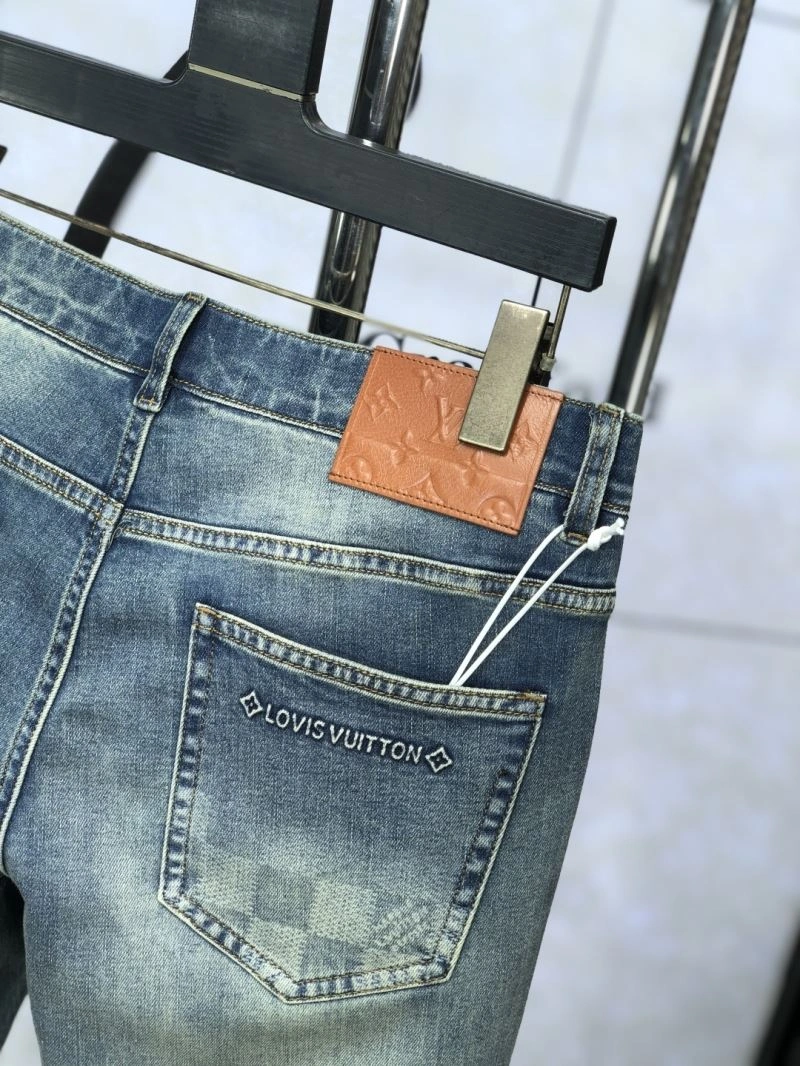 Stylish Louis Vuitton Jeans 135959