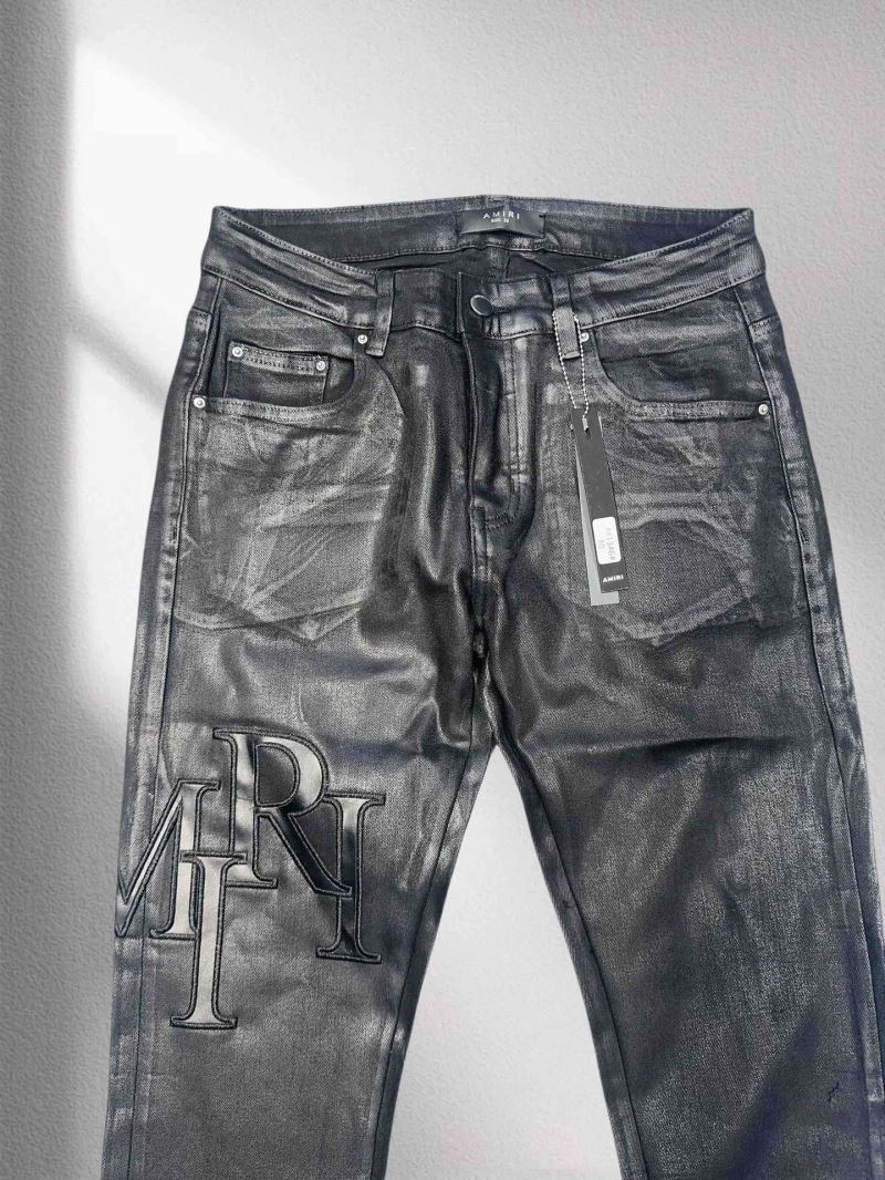 UrbanChic Louis Vuitton Jeans 135948