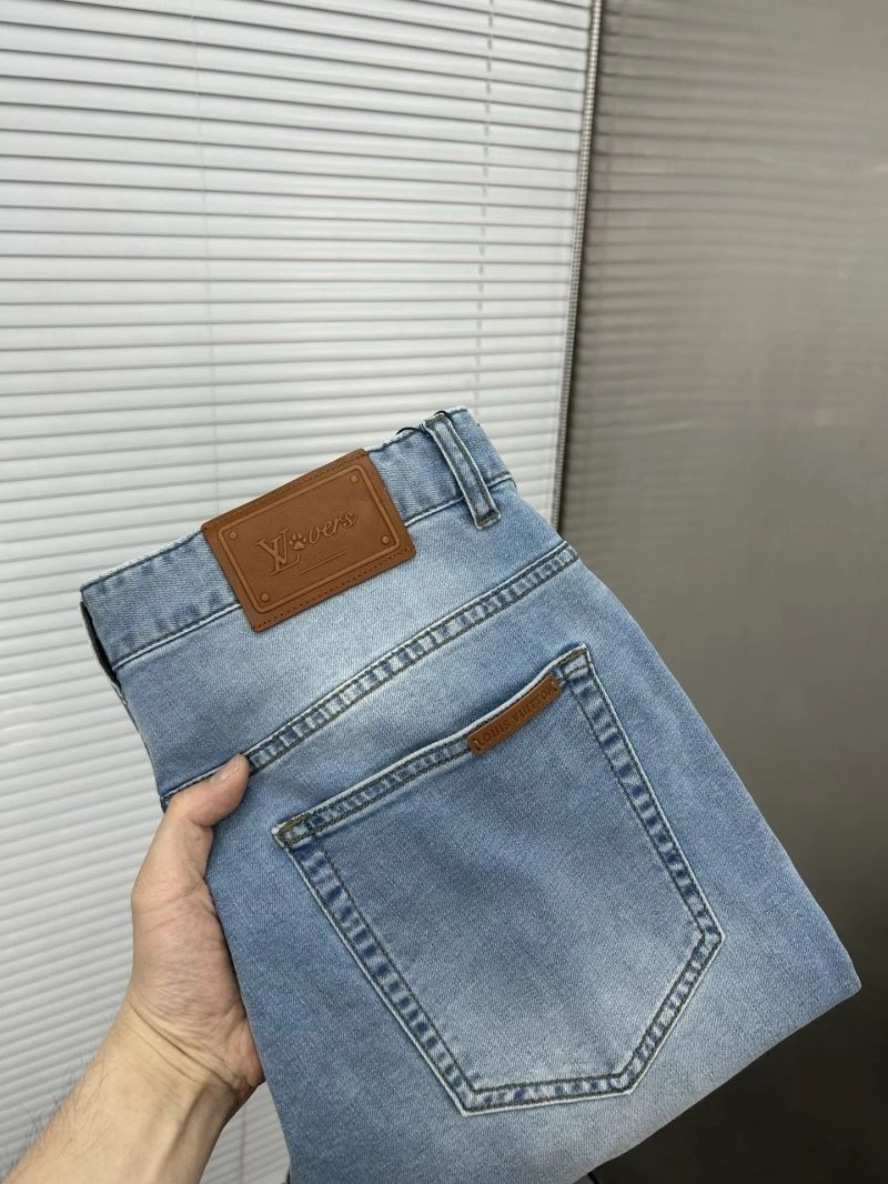 Vibrant Louis Vuitton Jeans 135942