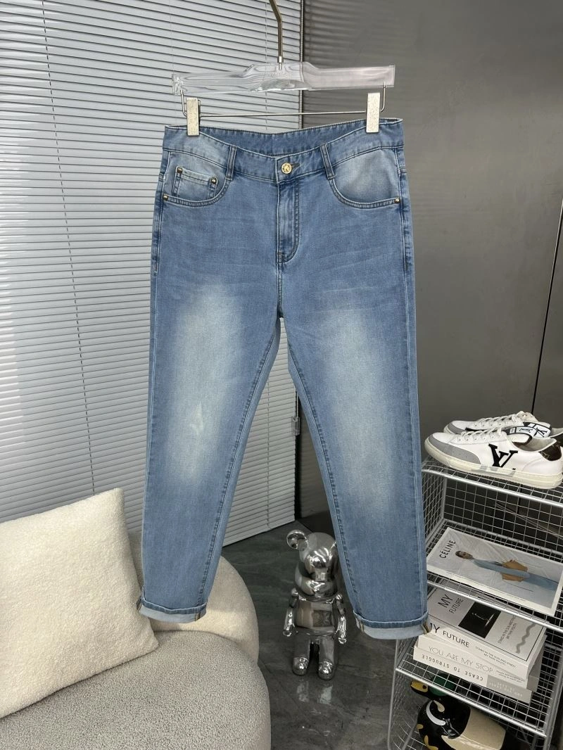 Vibrant Louis Vuitton Jeans 135942