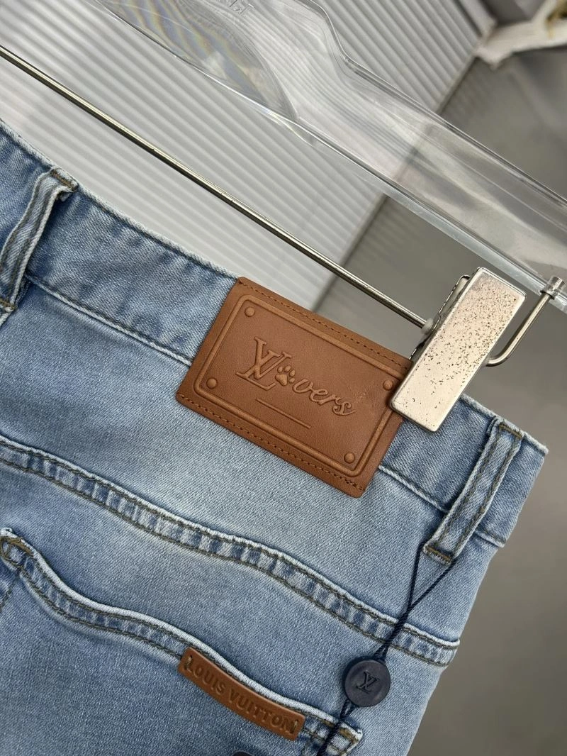 Vibrant Louis Vuitton Jeans 135942