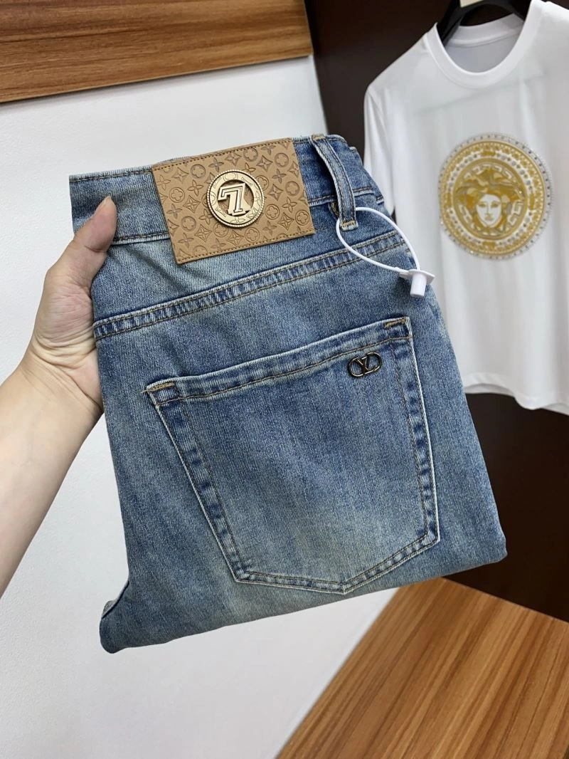 Affordable Louis Vuitton Jeans 135931