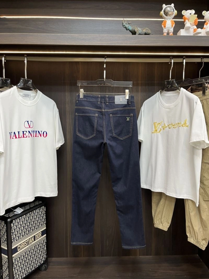 Practical Louis Vuitton Jeans 135933