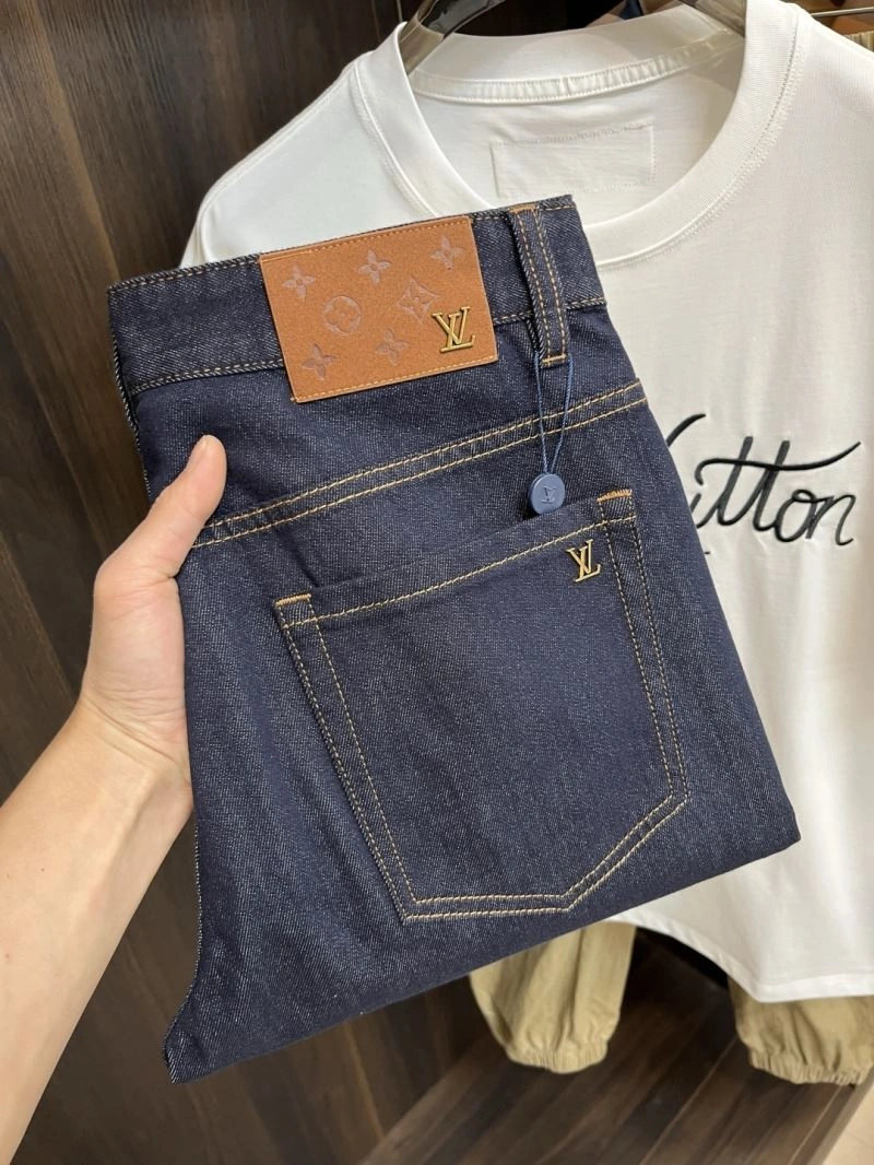 Vibrant Louis Vuitton Jeans 135932