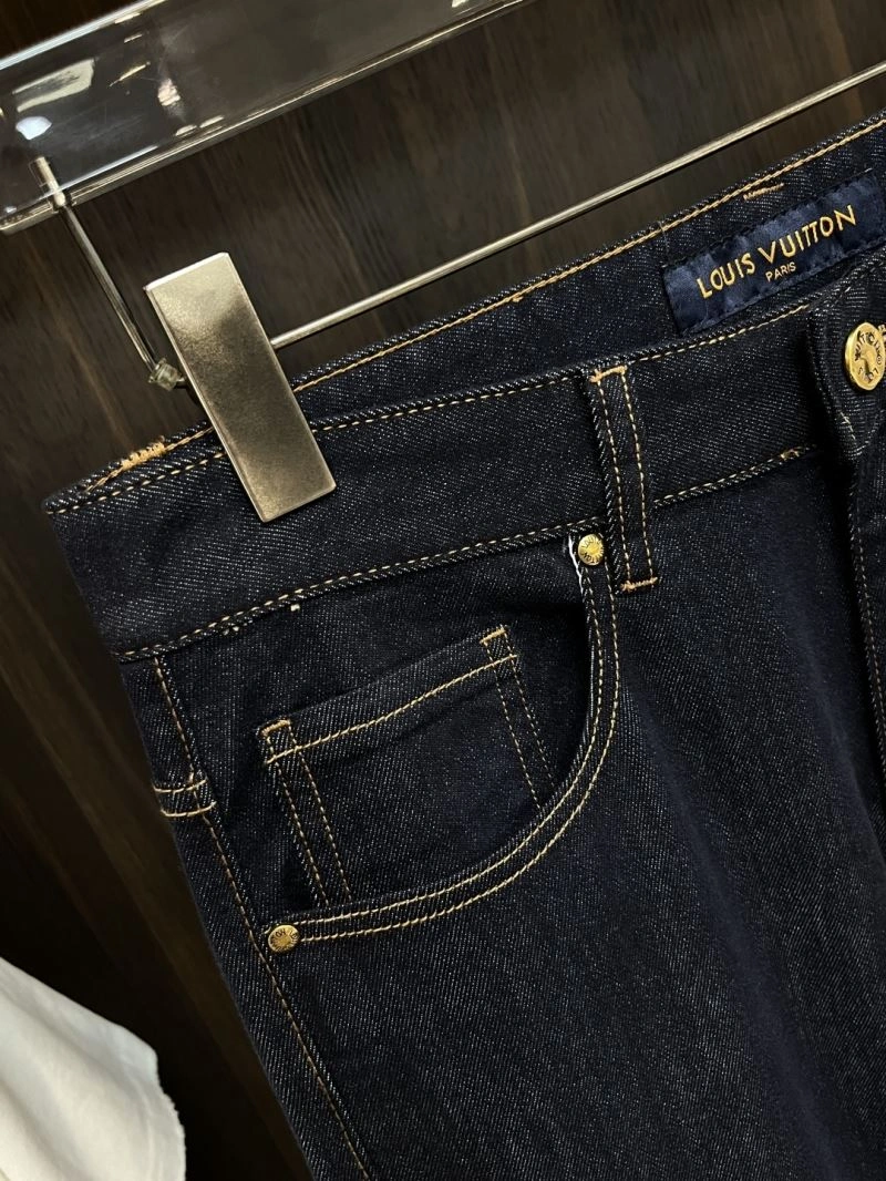 Vibrant Louis Vuitton Jeans 135932