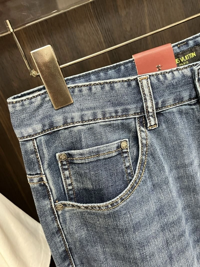UrbanChic Louis Vuitton Jeans 135923