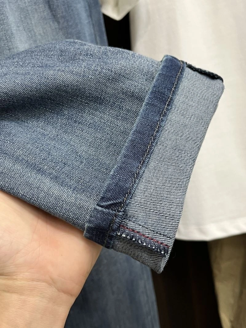 UrbanChic Louis Vuitton Jeans 135923