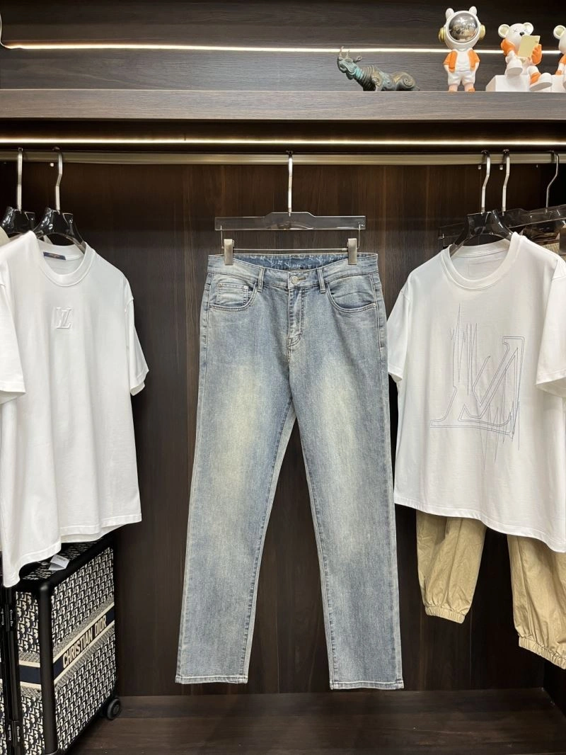 AllSeason Louis Vuitton Jeans 135925