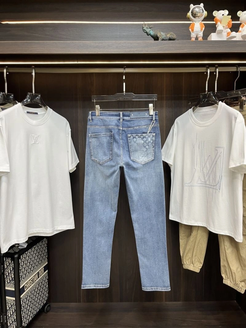 UrbanChic Louis Vuitton Jeans 135922