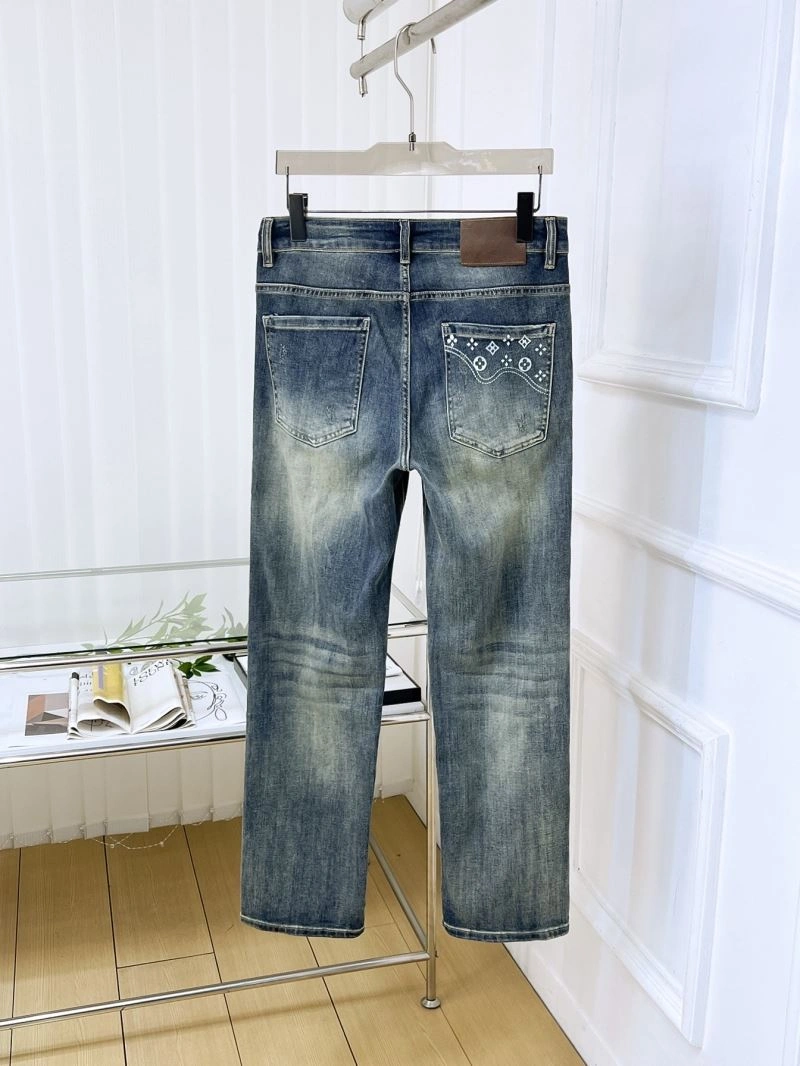 Timeless Louis Vuitton Jeans 135915