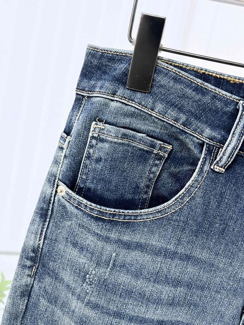 Timeless Louis Vuitton Jeans 135915