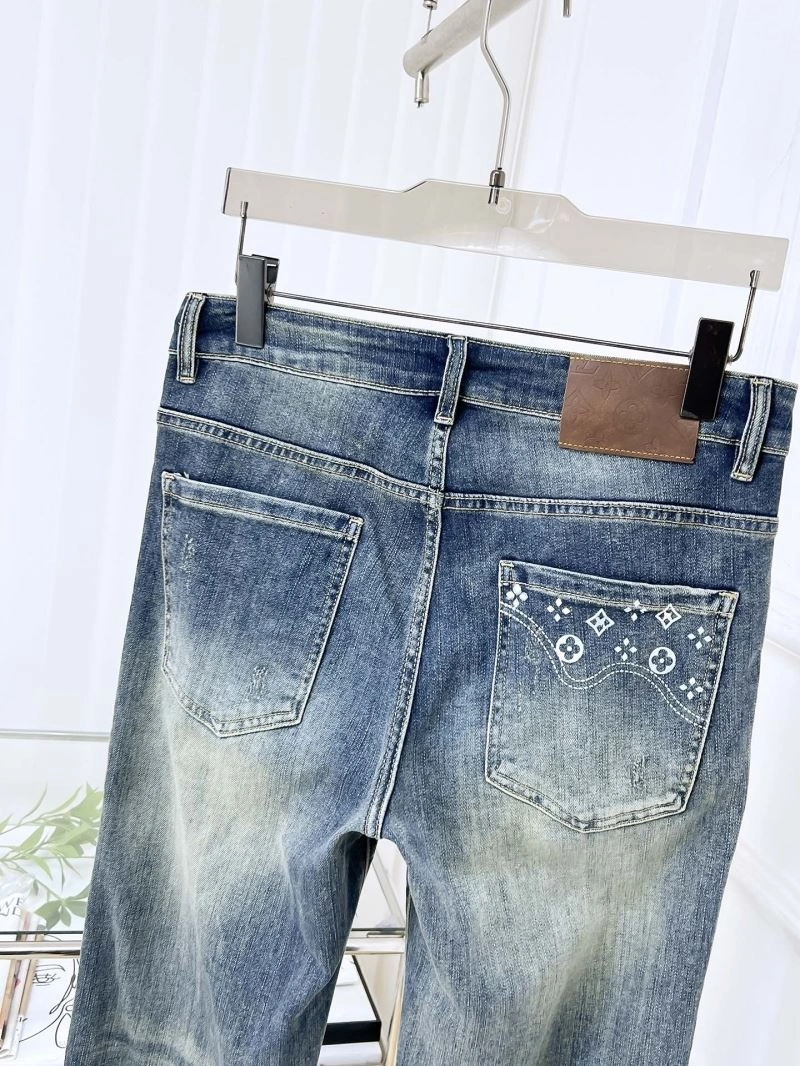 Timeless Louis Vuitton Jeans 135915