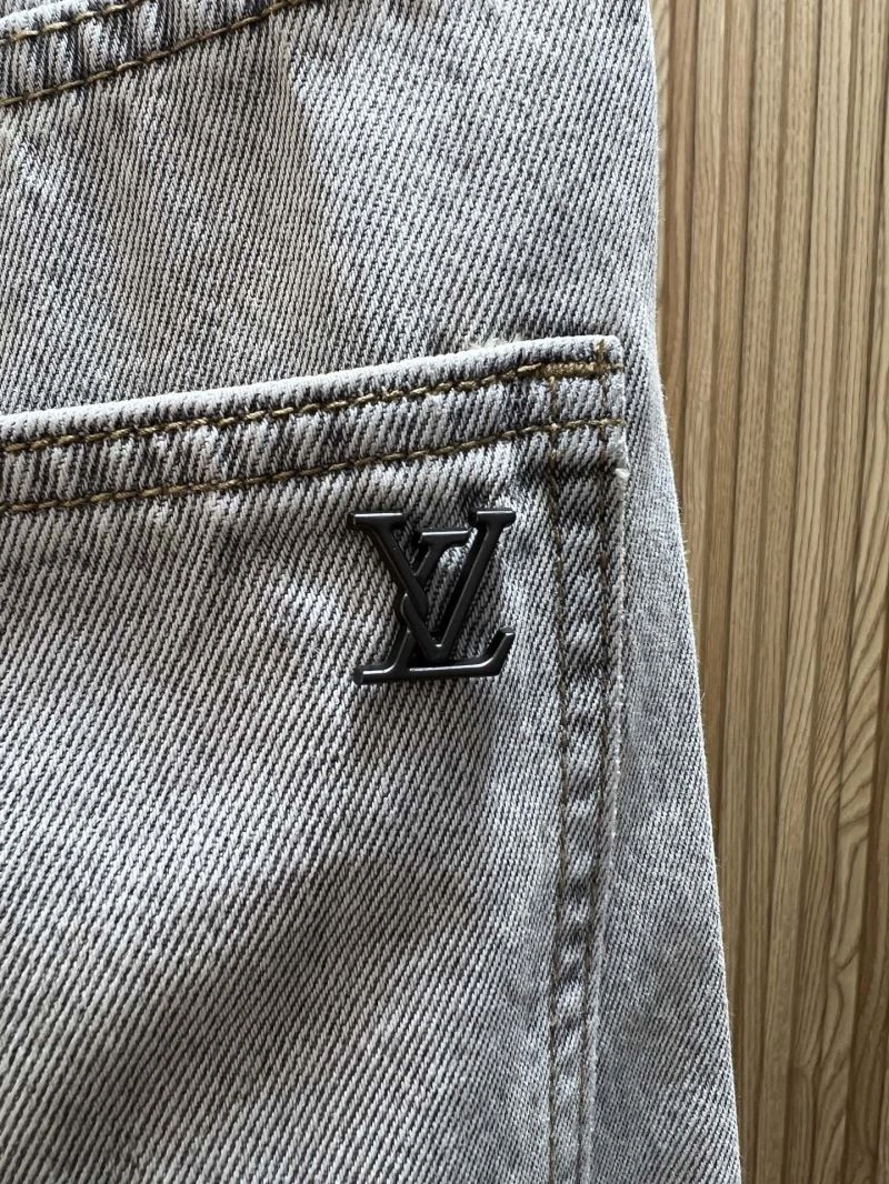 Sophisticated Louis Vuitton Jeans 135900