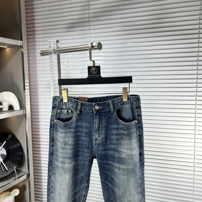 Elegant Louis Vuitton Jeans 135913