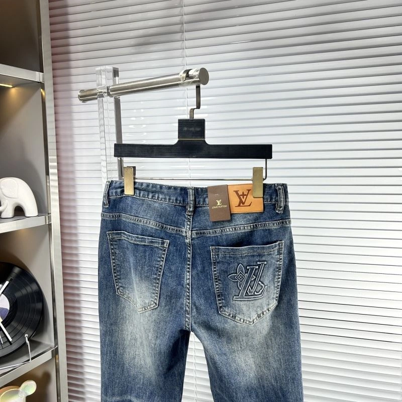 Elegant Louis Vuitton Jeans 135913