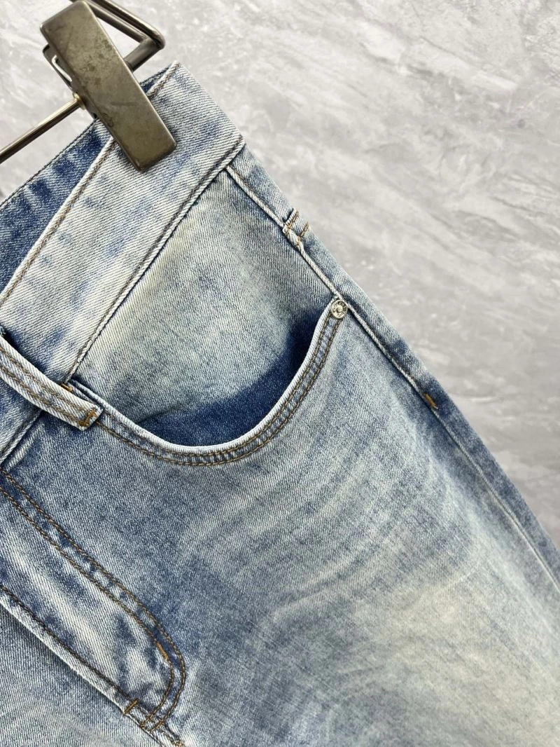 Breathable Louis Vuitton Jeans 135166