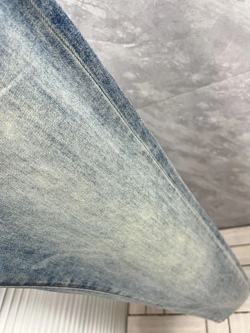 Breathable Louis Vuitton Jeans 135166