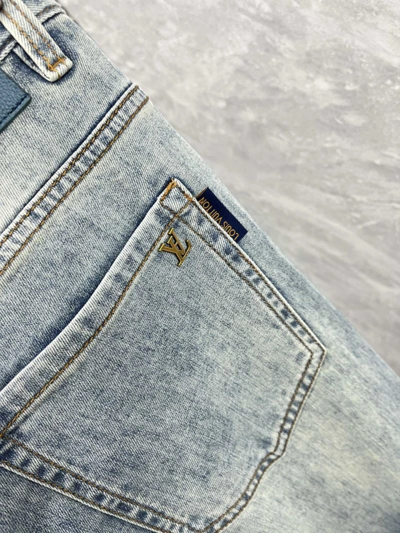 Breathable Louis Vuitton Jeans 135166