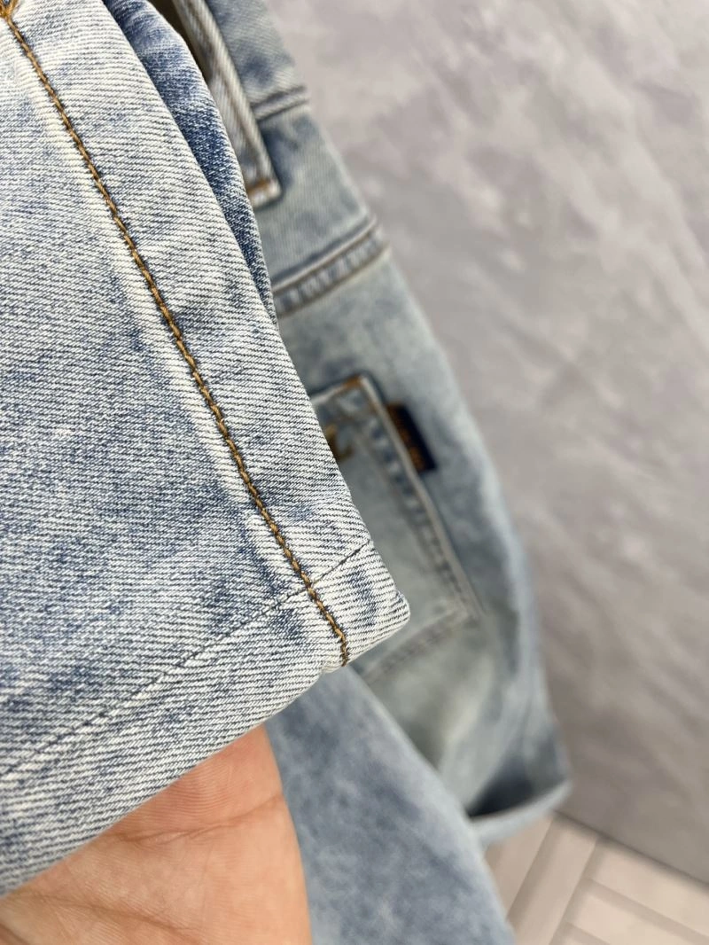 Breathable Louis Vuitton Jeans 135166