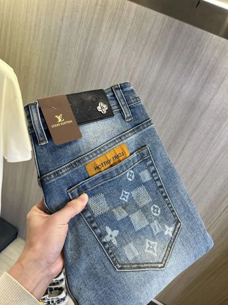 Effortless Louis Vuitton Jeans 135150