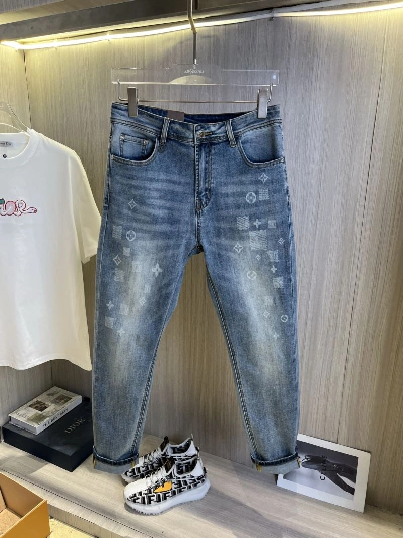 Effortless Louis Vuitton Jeans 135150