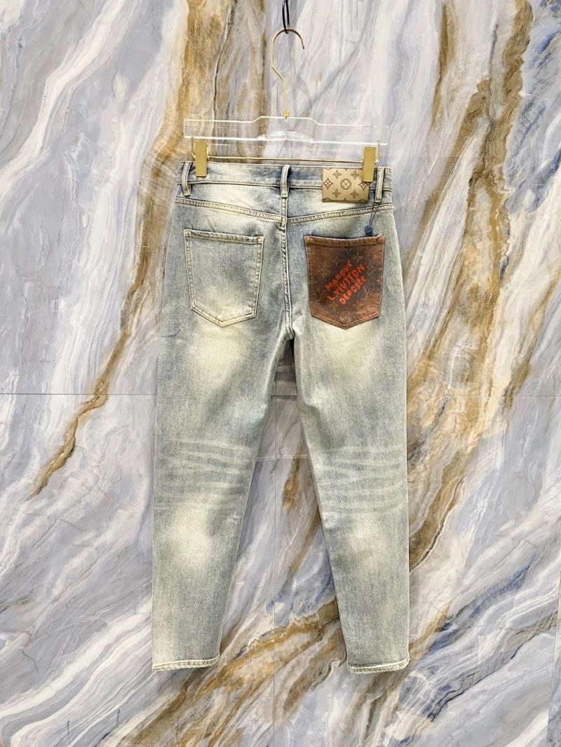 FashionForward Louis Vuitton Jeans 135147
