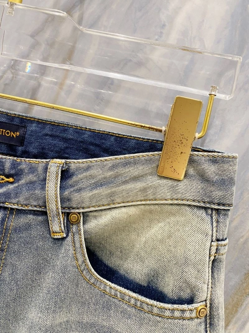 FashionForward Louis Vuitton Jeans 135147