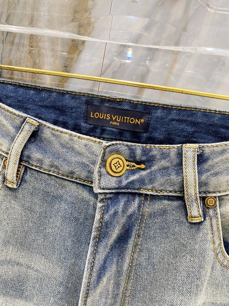 FashionForward Louis Vuitton Jeans 135147