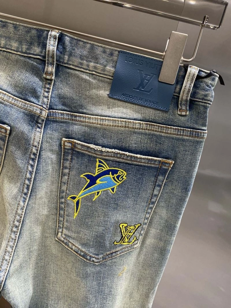 Seasonal Louis Vuitton Jeans 135130
