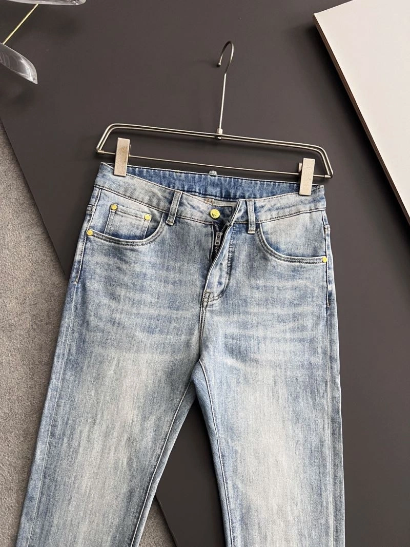 Sustainable Louis Vuitton Jeans 135126