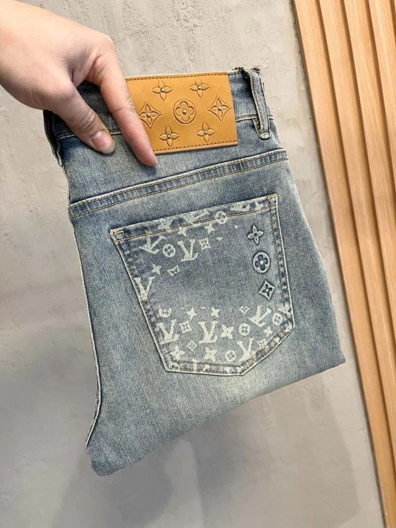 Louis Vuitton Jeans Chic 135125