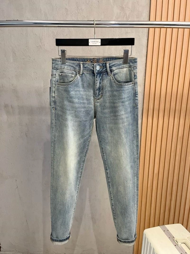 Louis Vuitton Jeans Chic 135125