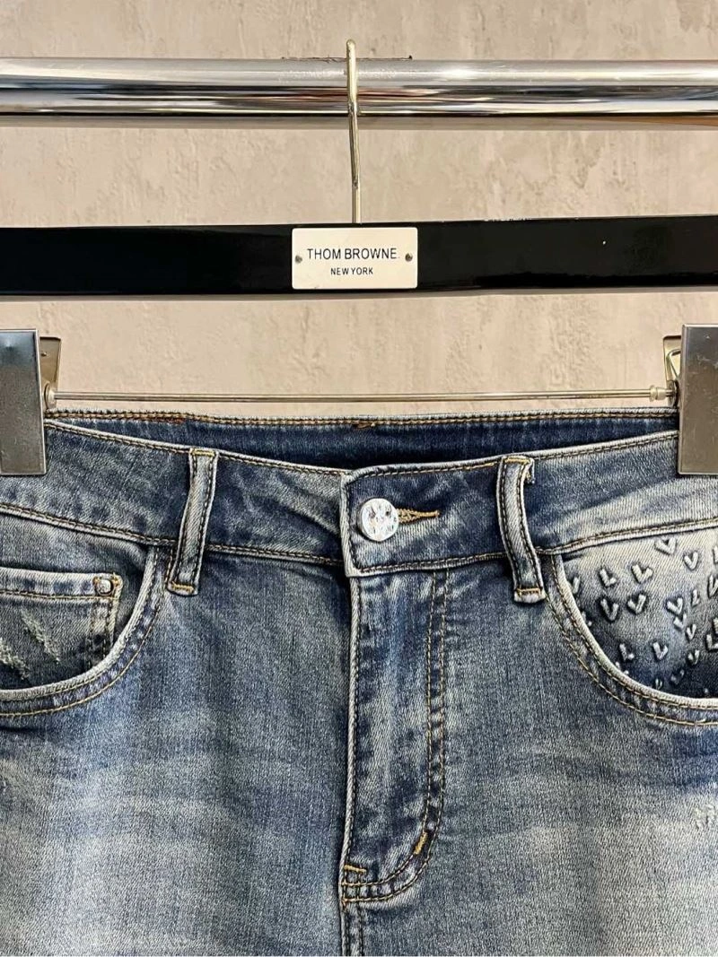 Unisex Louis Vuitton Jeans 135120