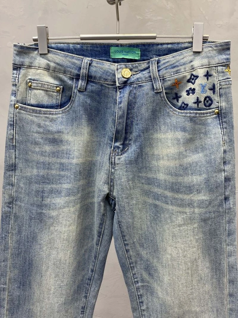 Lightweight Louis Vuitton Jeans 135139