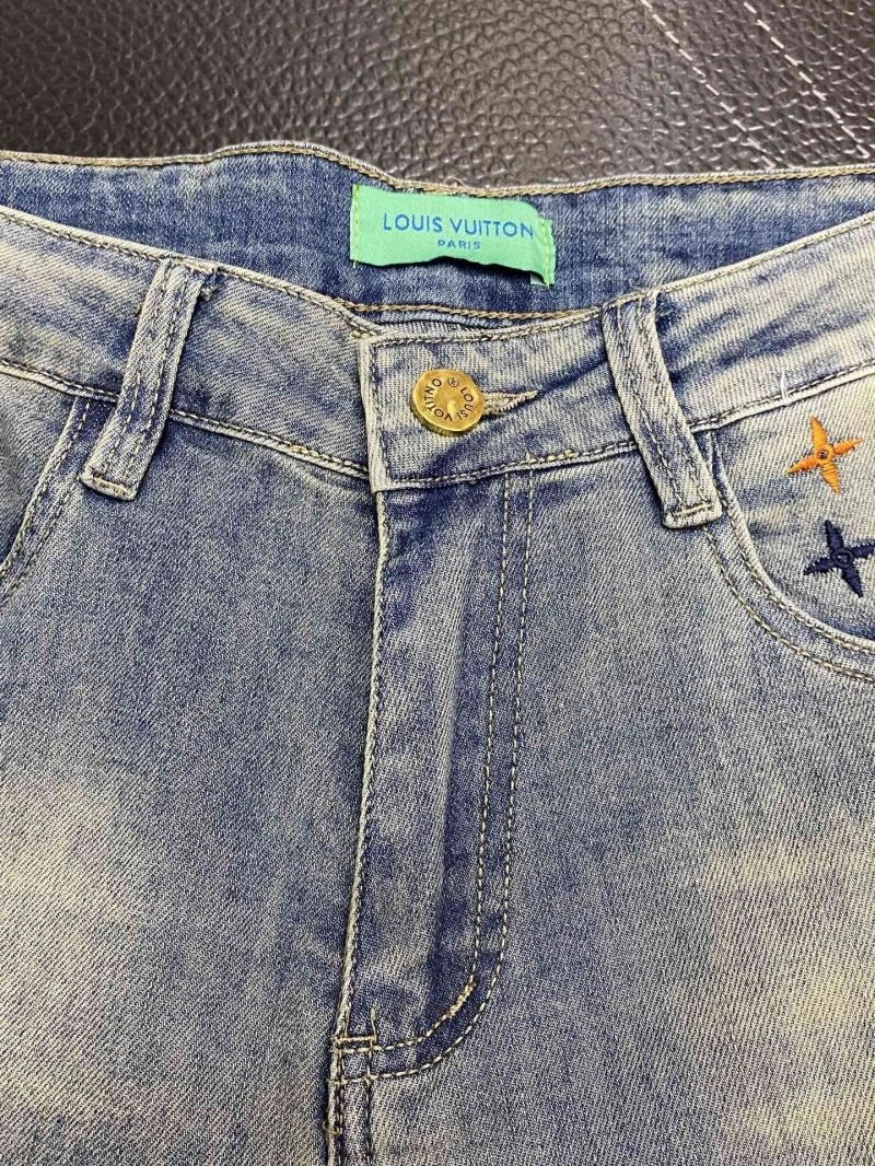 Lightweight Louis Vuitton Jeans 135139