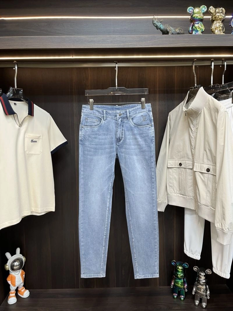 Louis Vuitton Jeans MultiPurpose 135134