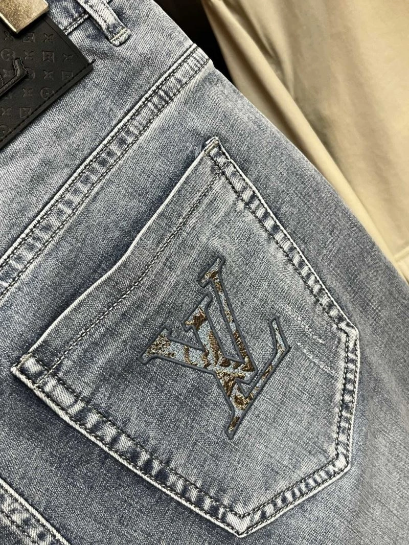 Louis Vuitton Jeans MultiPurpose 135134