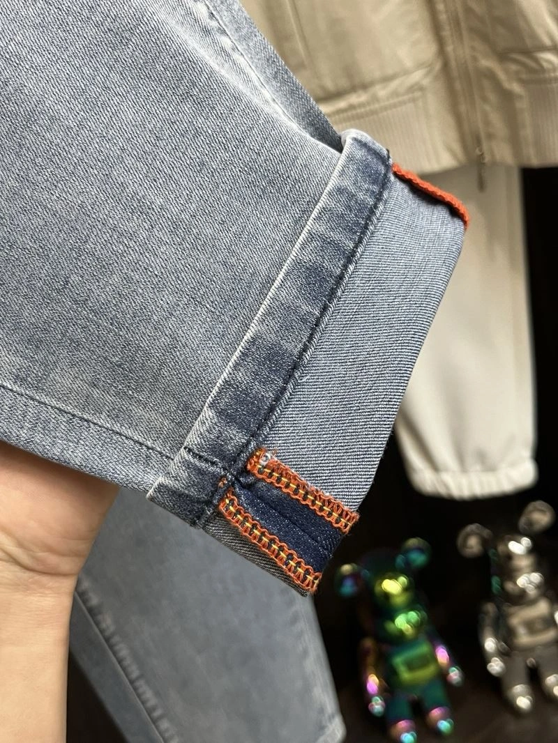 Louis Vuitton Jeans MultiPurpose 135134