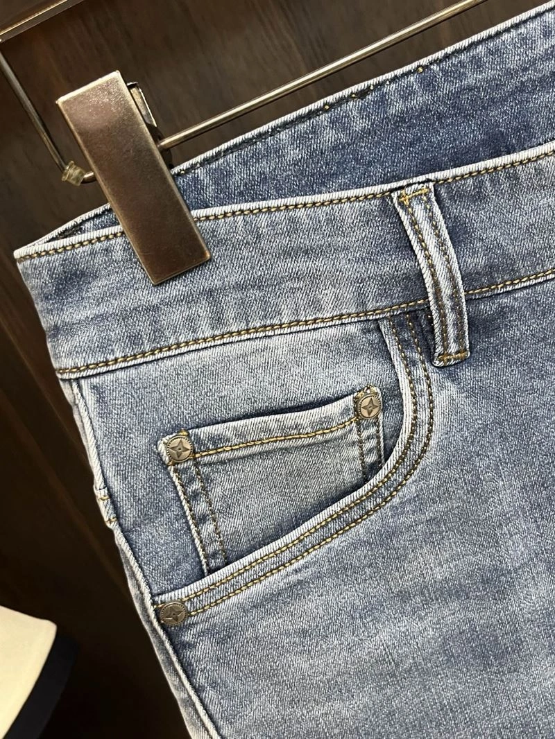 Stylish Louis Vuitton Jeans 135118