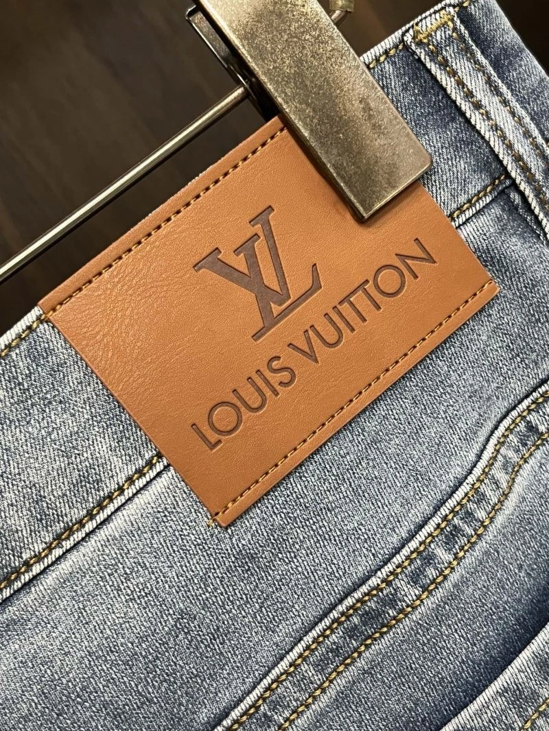 Stylish Louis Vuitton Jeans 135118