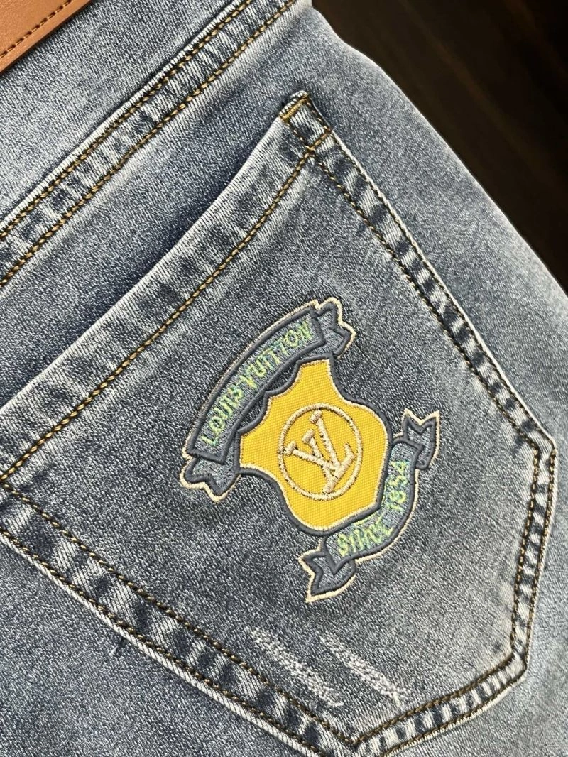 Stylish Louis Vuitton Jeans 135118